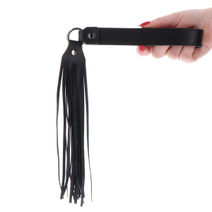 Hidden Desire – Masters Real Leather Flogger